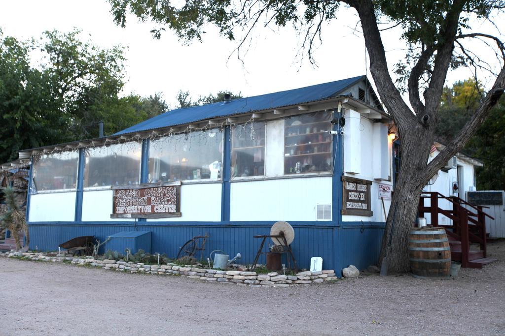 大峡谷西部牧场酒店 Meadview 外观 照片